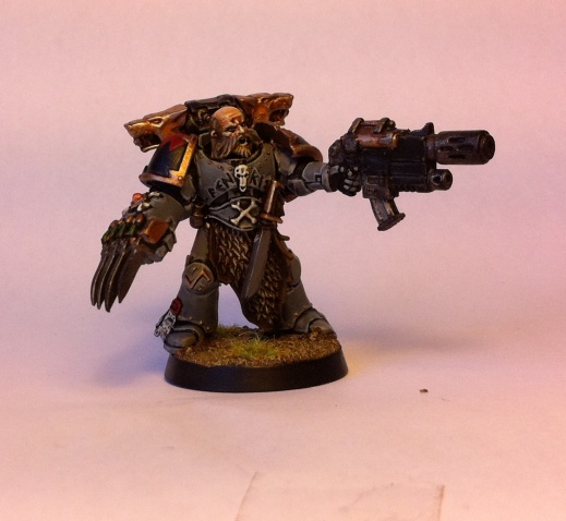 Wolf Guard w Claw 007.jpg